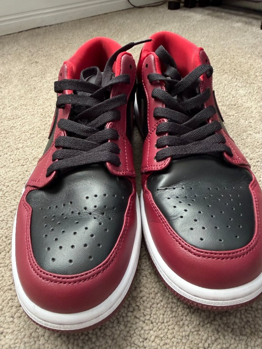 AIR JORDAN 1 LO WMNS "Dark Beetroot"